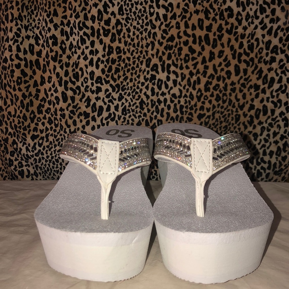 SoSo - white bling